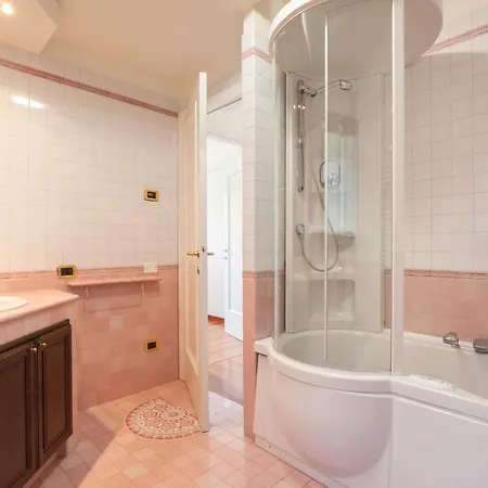 Viu With Pool And View Villa Torri Del Benaco